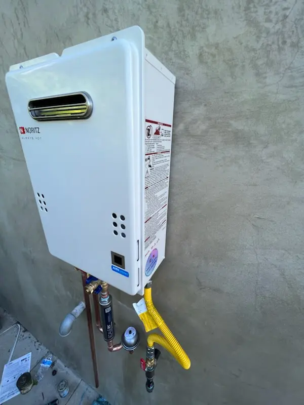 Tankless water heater installation for Thirteenth Steet Heights homes